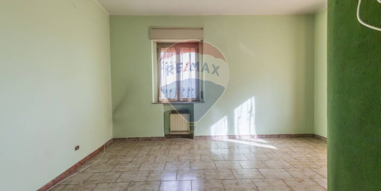 20251201150546-1000442-11