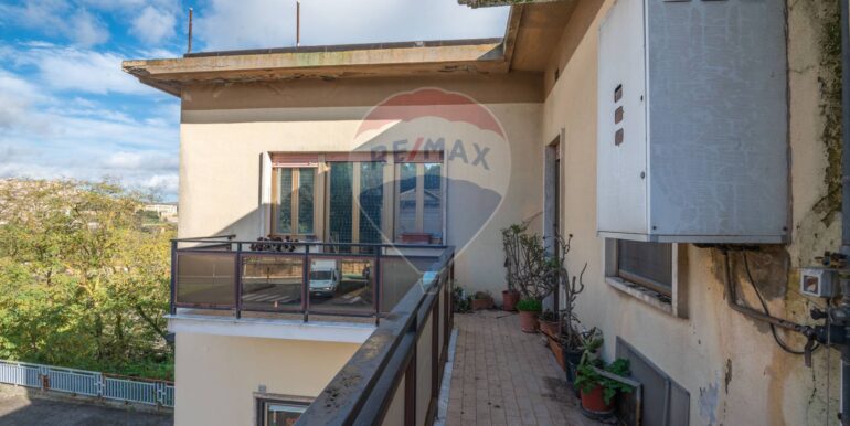 20251201150558-1000442-14