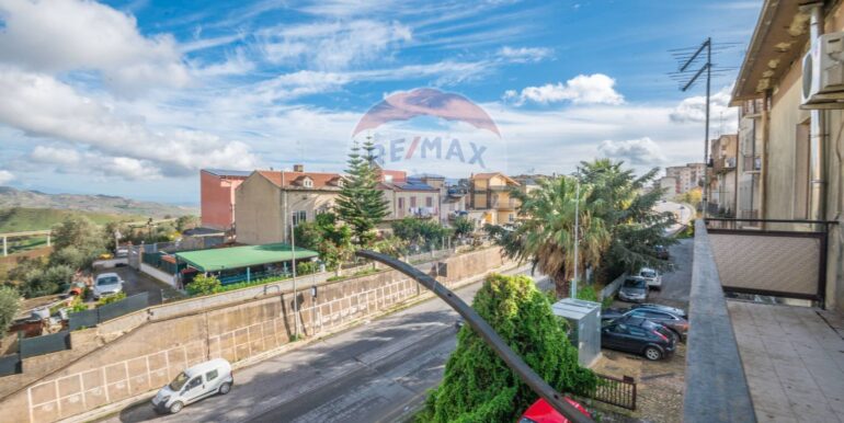 20251201151636-1000442-23