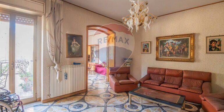 20251201152843-1000470-12