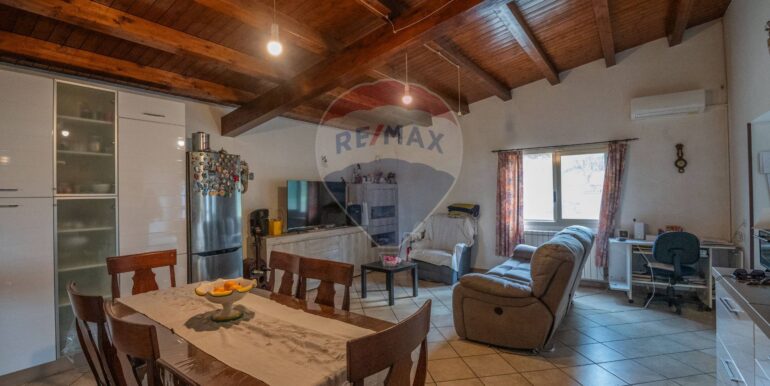 20251201173156-1005433-18