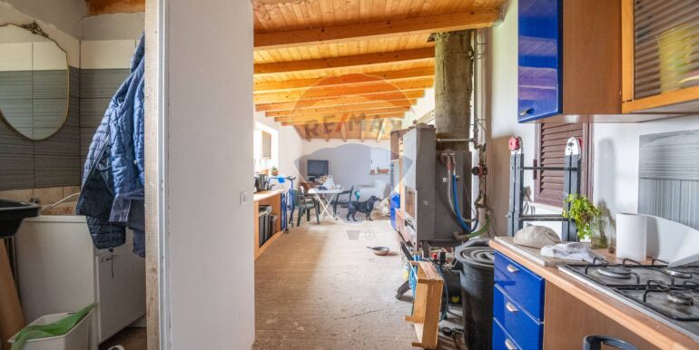 20251201173222-1005433-25