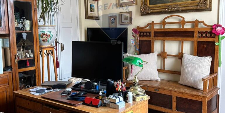 20251201175607-1005808-5