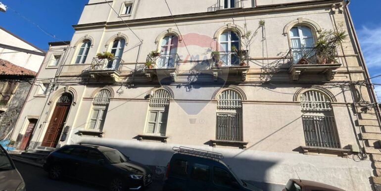 20251201175610-1005808-23