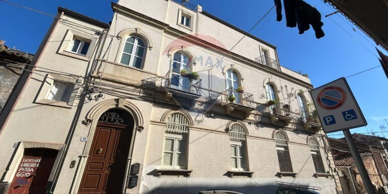 20251201175611-1005808-29