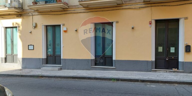 20251201182651-1005827-8