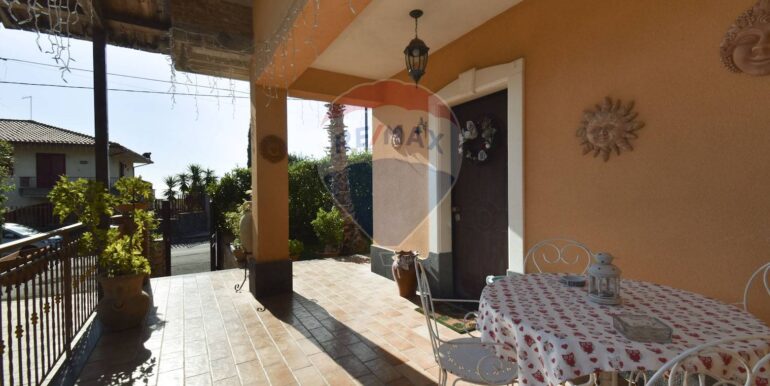 20251201183636-1005821-16