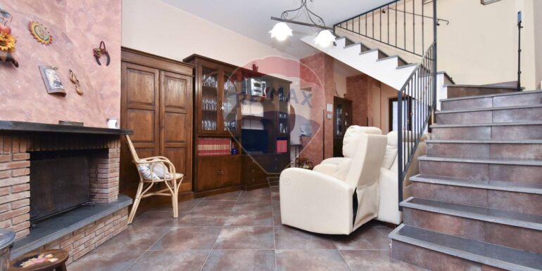 20251201183723-1005821-36