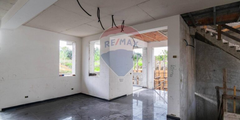 20251201184610-1005729-12