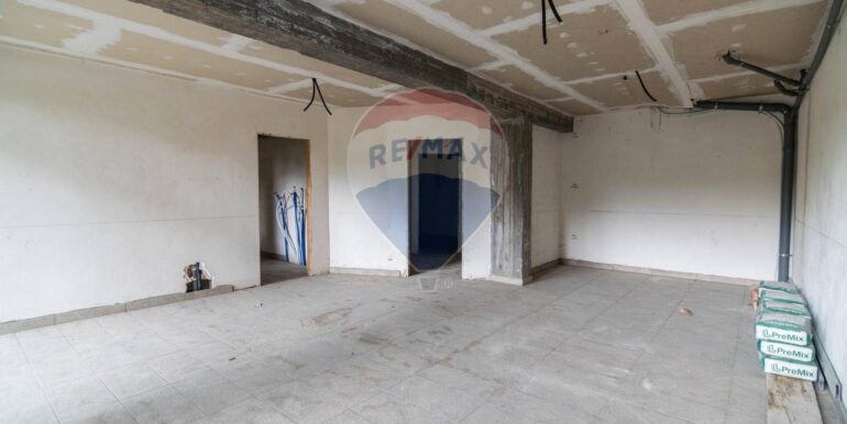 20251201184616-1005729-15