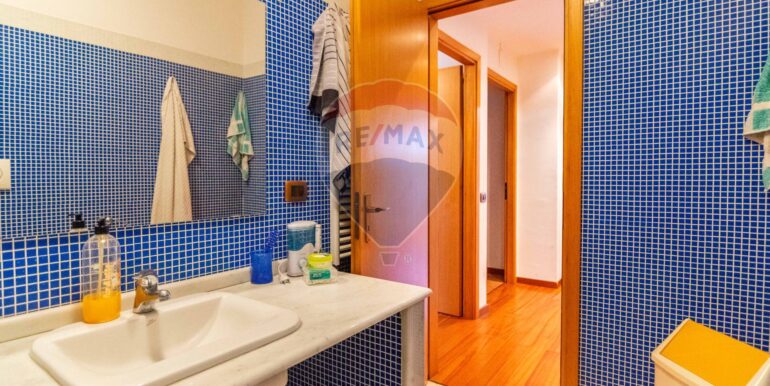 20251201193039-1005833-14