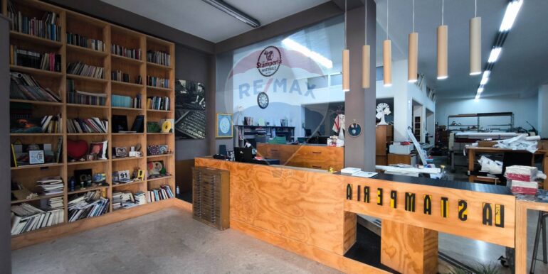 20251201194459-1005842-5