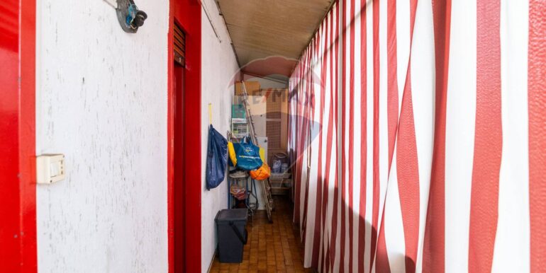 20251201195920-1005834-15