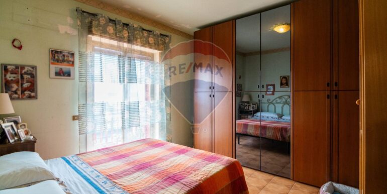 20251201195928-1005834-17