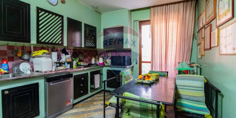 20251201200927-1005838-5