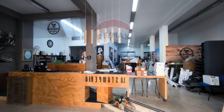 20251201202259-1005844-10