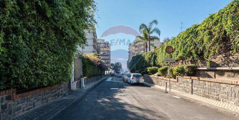 20251201222024-1000954-6