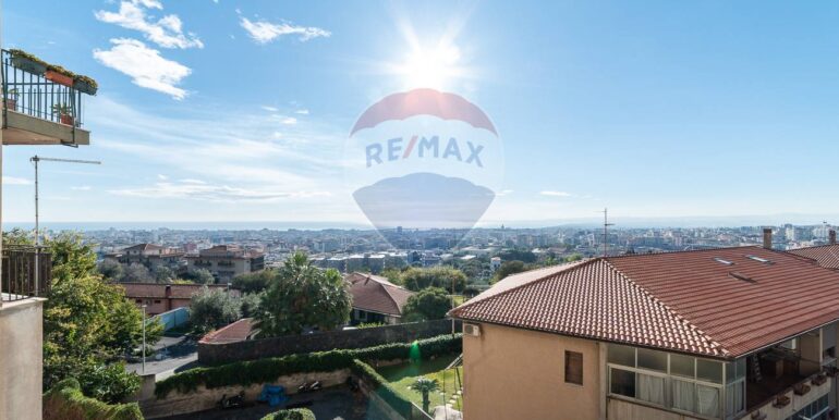 20251201222037-1000954-9