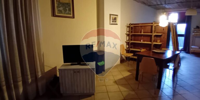 20251202111223-1005893-6