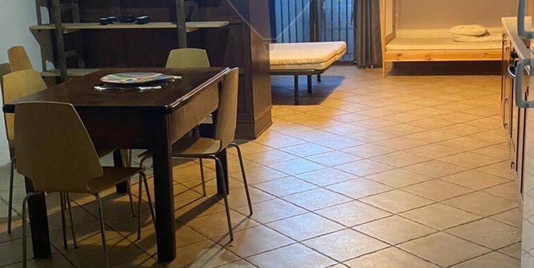 20251202111243-1005893-15