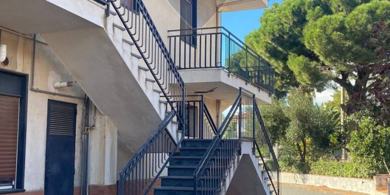 20251202112848-1005909-2