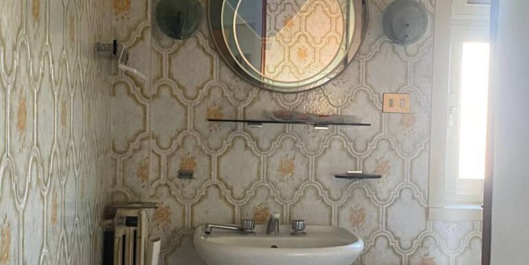 20251202112903-1005909-8