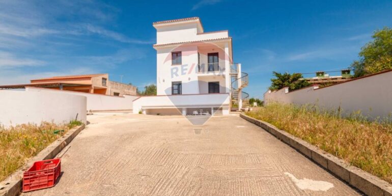 20251202114335-1005907-3