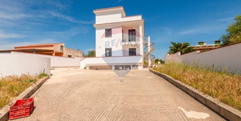 20251202120951-1005926-3