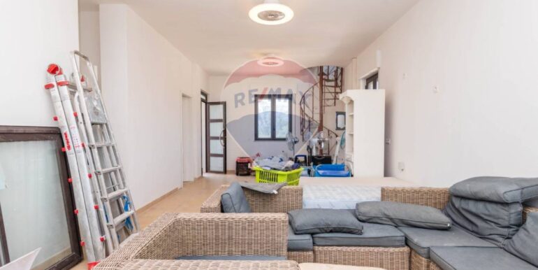 20251202120953-1005926-4