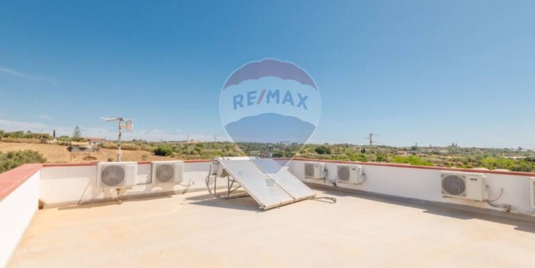 20251202120959-1005926-8