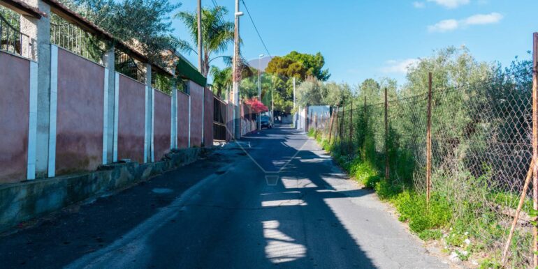 20251202153917-1005958-8