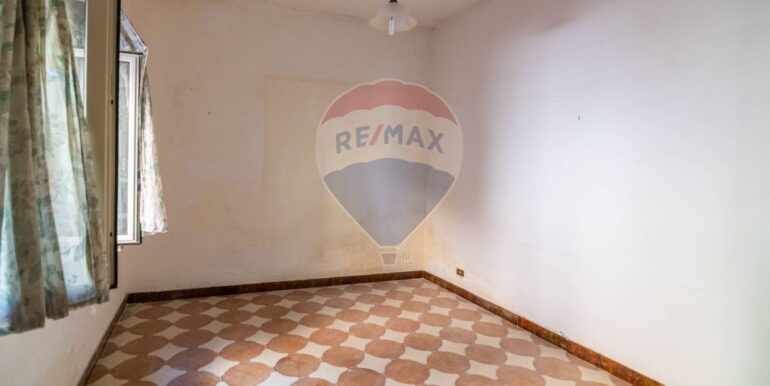 20251202171637-1000348-23