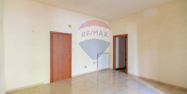 20251202171645-1000348-26