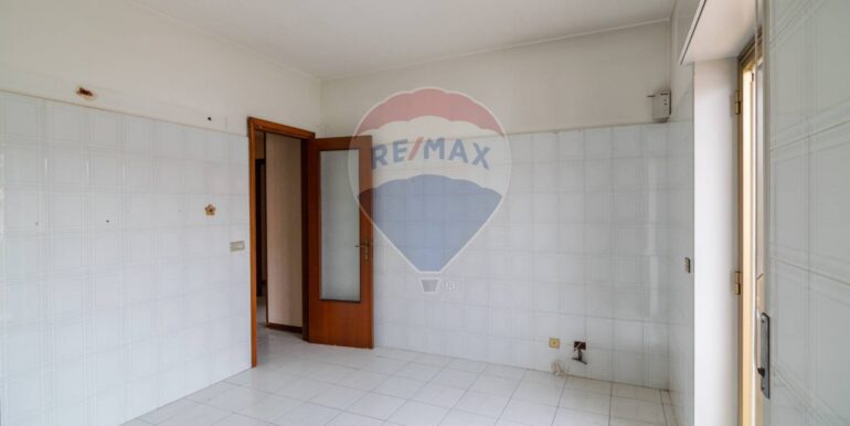 20251202180122-1006055-18