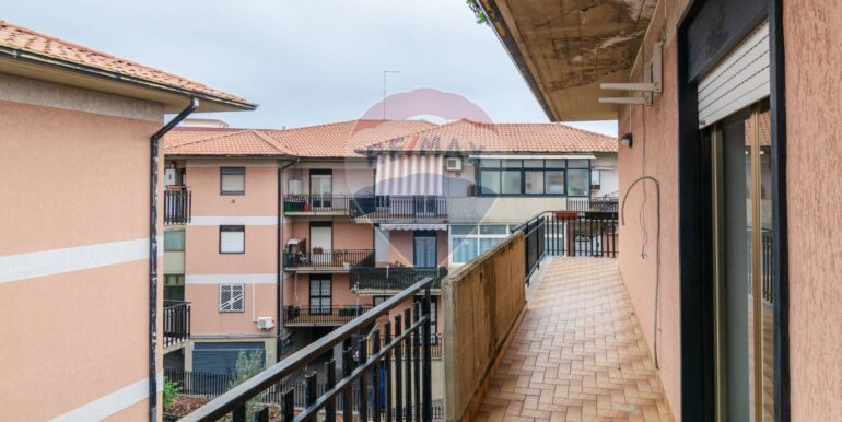 20251202180134-1006055-22