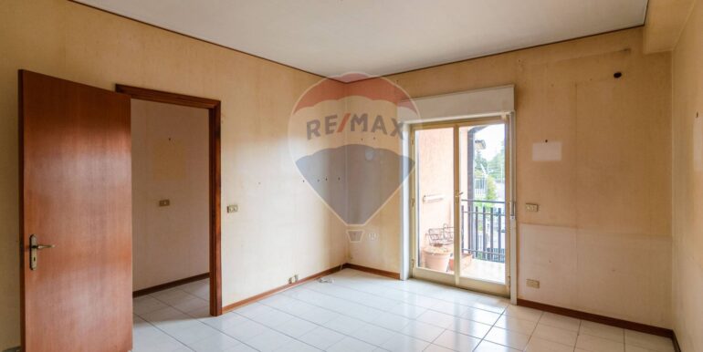 20251202180205-1006055-31