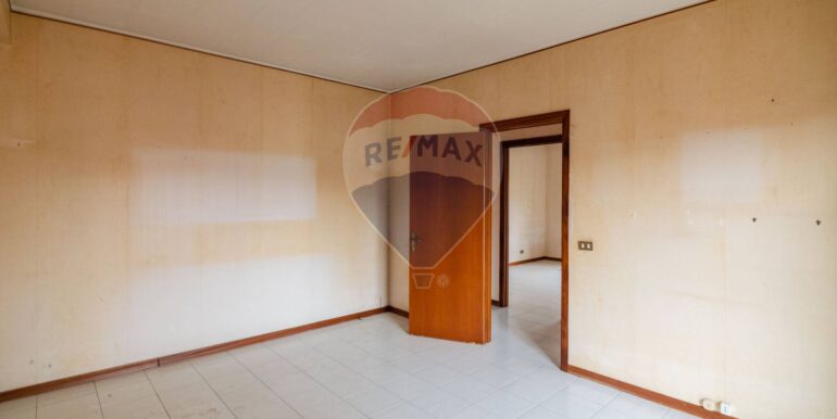 20251202180208-1006055-32