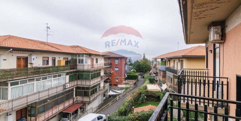 20251202180211-1006055-33