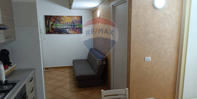 20251202194248-1006074-1