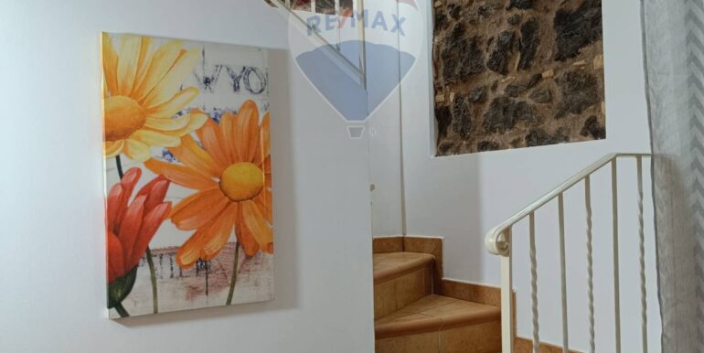 20251202194248-1006074-8