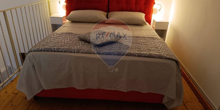 20251202194248-1006074-9