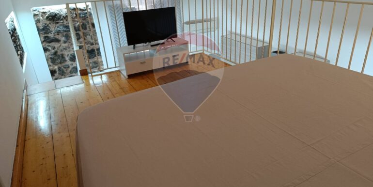 20251202194249-1006074-10