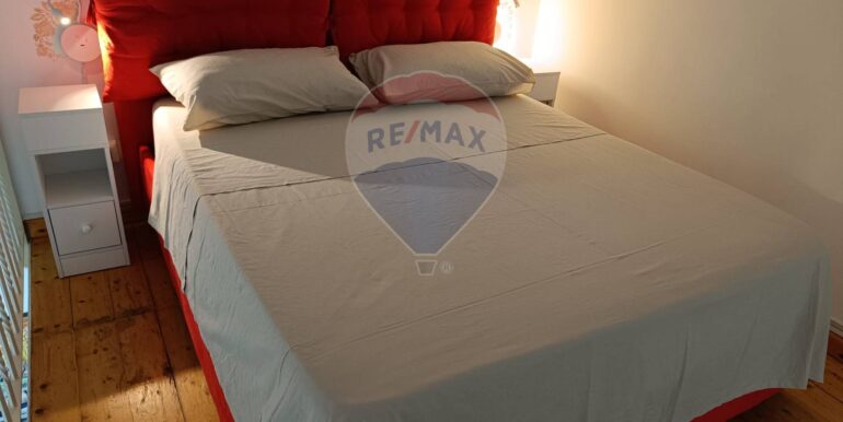 20251202194249-1006074-12