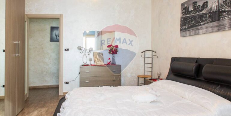 20251202195602-1006075-13