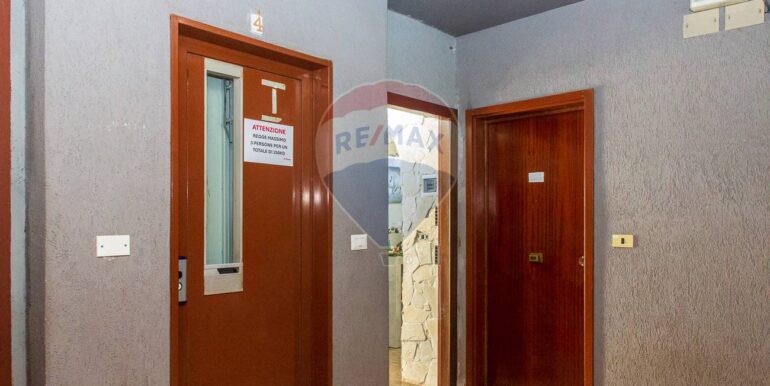 20251202195618-1006075-17