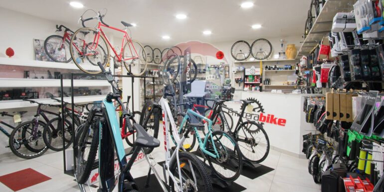 20251203103919-1006047-9