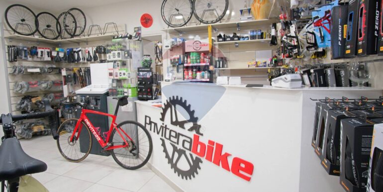 20251203103935-1006047-11