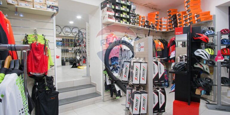 20251203104025-1006047-17