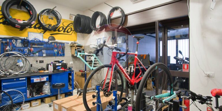 20251203104122-1006047-24