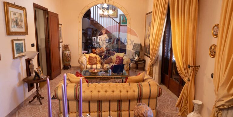 20251203155138-1006172-8